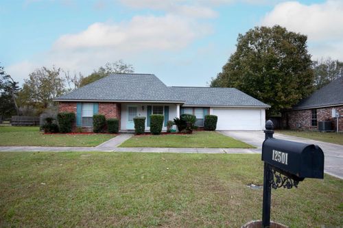 12501 Hidden Rdg, Walker, LA, 70785-8323 | Card Image