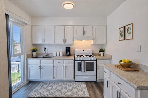 f-815 N Rose, Compton, CA, 90221 | Card Image