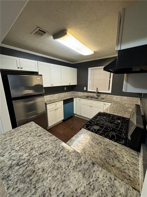 201 Augusta Dr Se, Marietta, GA, 30067-8203 | Card Image