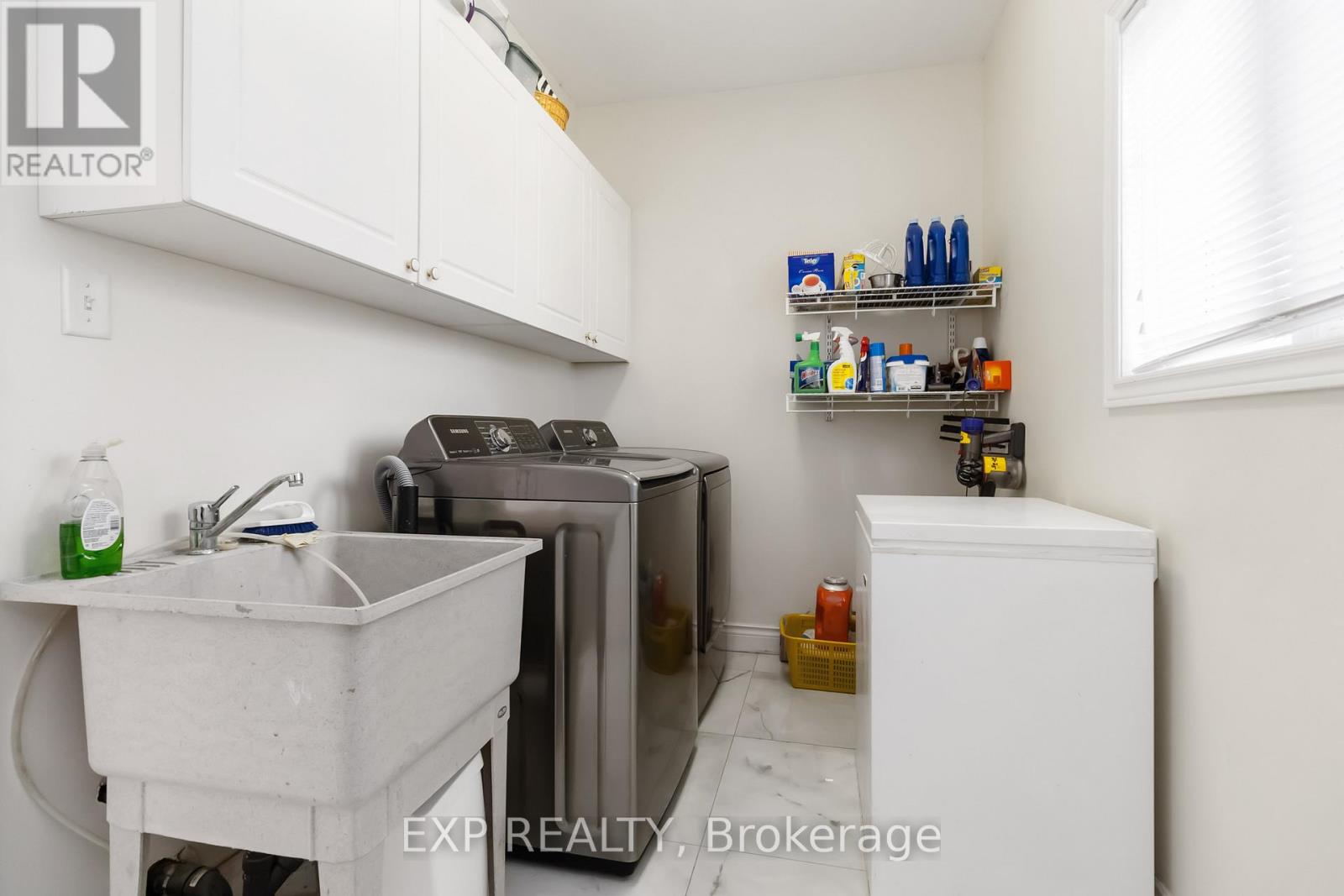 Residential in Burlington (Tyandaga) 4