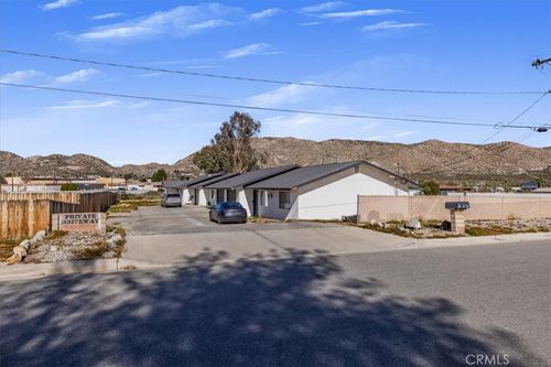 56190 Papago Trl, Yucca Valley, CA, 92284-3259 | Card Image