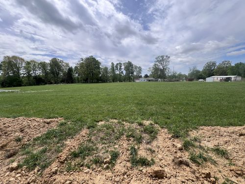 2 Lake Morris Rd, Hopkinsville, KY, 42240 | Card Image