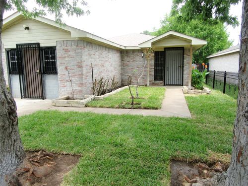 10415 Blackjack Oaks Drive, Dallas, TX, 75227 | Card Image