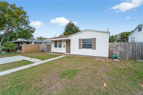 4945 36th Ave N, ST PETERSBURG, FL, 33710-2129 | Card Image