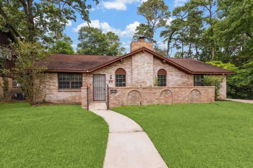 20 Woody Creek Dr, Conroe, TX, 77301-1231 | Card Image