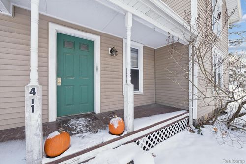 411 City Rd, Manchester, MI, 48158-9535 | Card Image