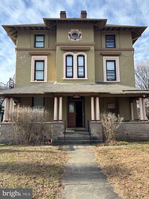 21 N Clinton Ave, Trenton, NJ, 08609-1011 | Card Image