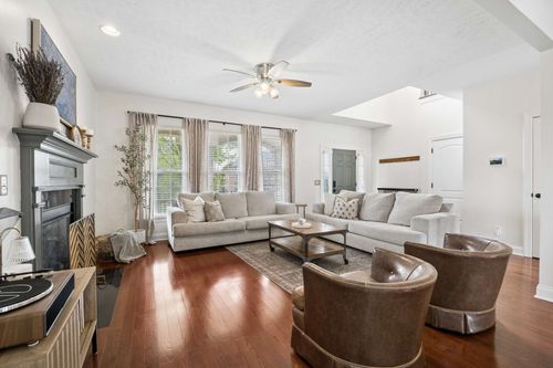 7720 Sunbar Ln, Nashville, TN, 37211-0205 | Card Image