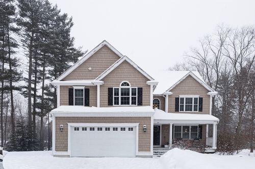 81 Rebecca Rd, Northbridge, MA, 01588 | Card Image