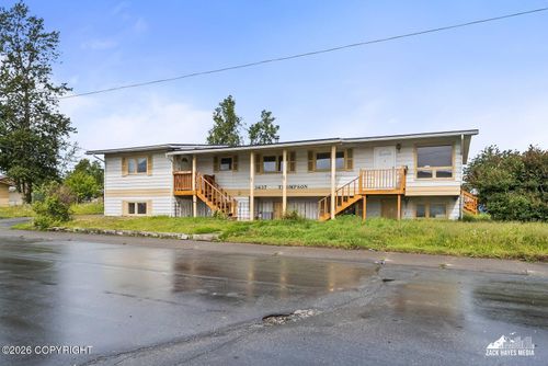 3637 Thompson Ave, Anchorage, AK, 99508-1176 | Card Image
