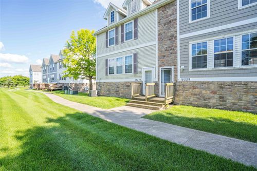 15229 Alpine Dr, Urbandale, IA, 50323-2510 | Card Image
