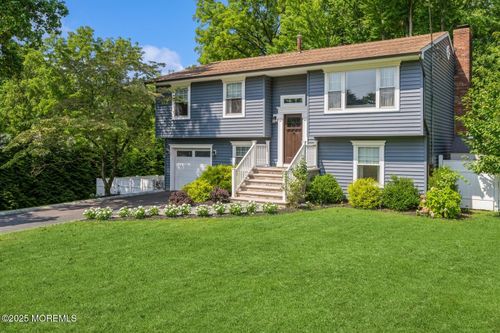 70 Commonwealth Ave, Red Bank, NJ, 07701-5780 | Card Image