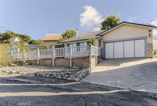 42620 Wauconda Dr, Lake Hughes, CA, 93532 | Card Image