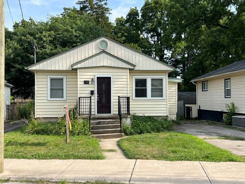 20 Saunby St, London, ON, N6G1A3 | Card Image