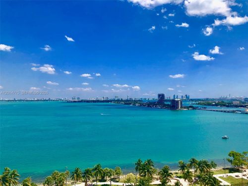 1605-1800 N Bayshore Dr, Miami, FL, 33132-3225 | Card Image
