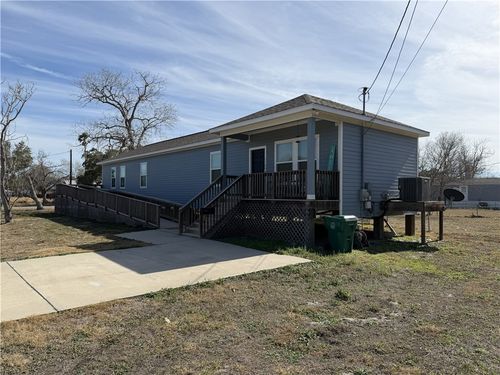 1109 W Nelson Ave, Aransas Pass, TX, 78336-4030 | Card Image