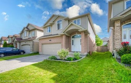 504 Wood Nettle Way, Waterloo, ON, N2V2Y1 | Card Image
