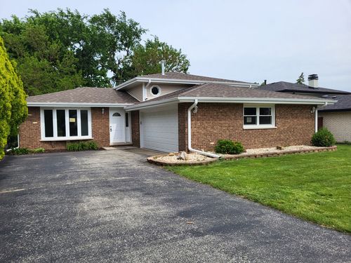 7547 Blazer Ave, Justice, IL, 60458-1315 | Card Image
