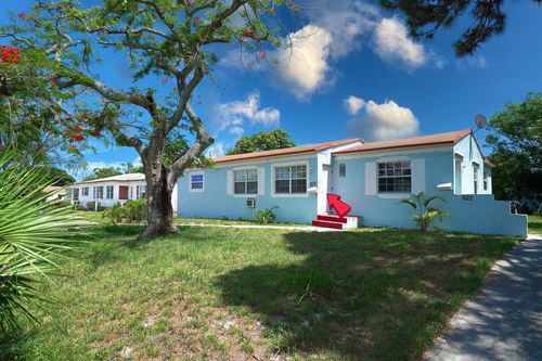 820 42nd St, West Palm Beach, FL, 33407-3706 | Card Image