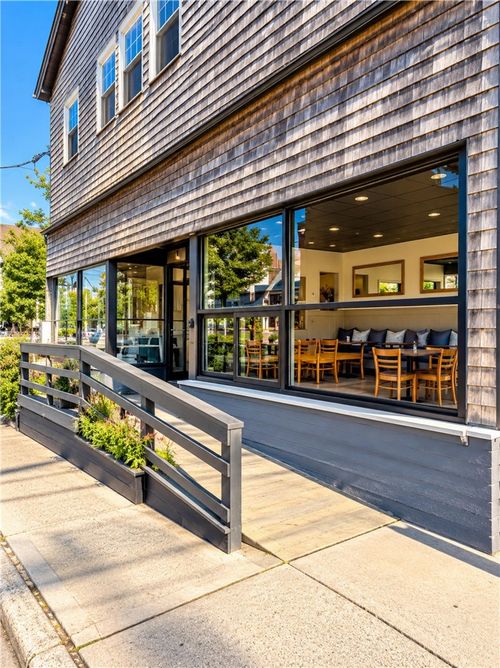 23 Narragansett Ave, Jamestown, RI, 02835-1143 | Card Image