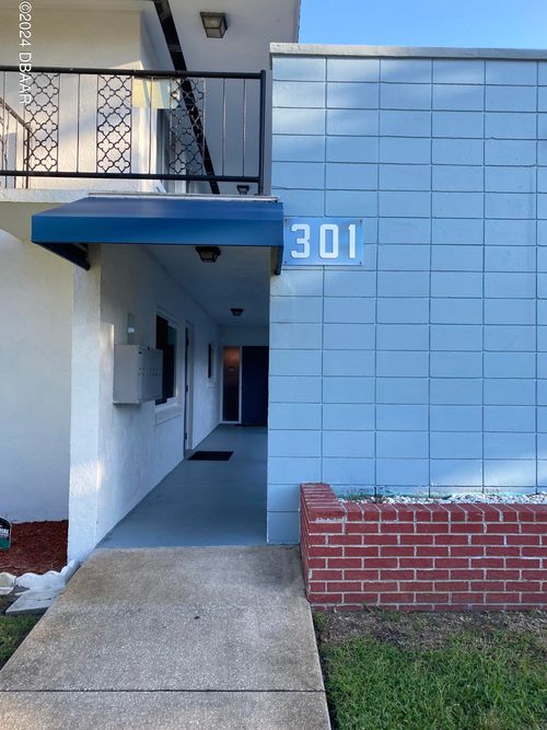 2030-301 Ridge Blvd, SOUTH DAYTONA, FL, 32119-2994 | Card Image