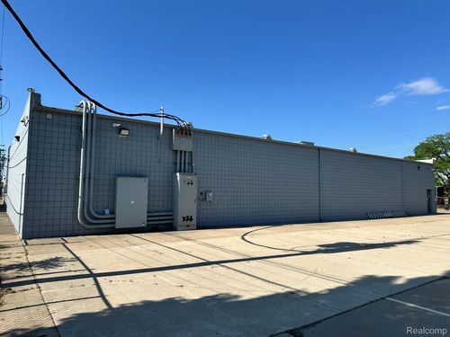 23424 Amber Avenue, Macomb Township, MI, 48089 | Card Image