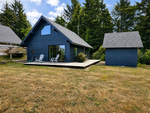 143 S Wells Dr, LincolnCity, OR, 97367 | Card Image