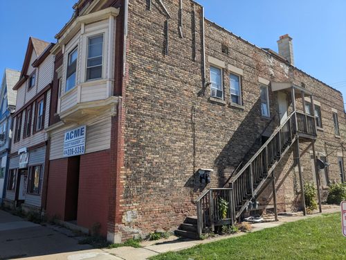 1571 W Lincoln Ave, Milwaukee, WI, 53215-2663 | Card Image