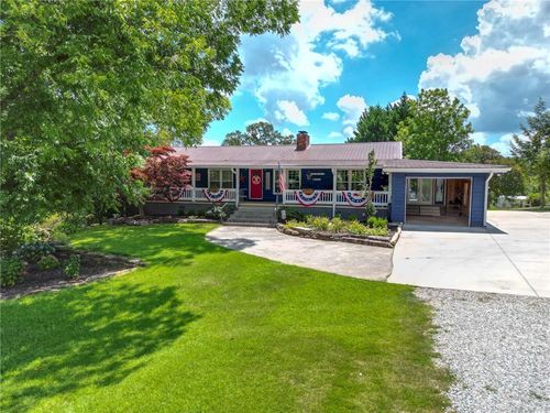 731 Christmas Tree Ln, Walhalla, SC, 29691-4004 | Card Image