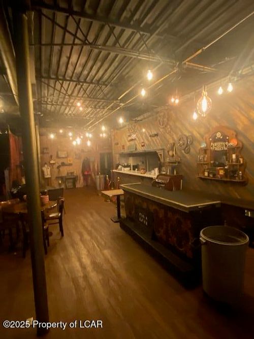 15 School St, NUREMBERG, PA, 18241 | Card Image