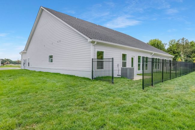 2050 Gracie Johns Cir, Townhouse with 3 bedrooms, 2 bathrooms and 2 parking in Murfreesboro TN | Image 33