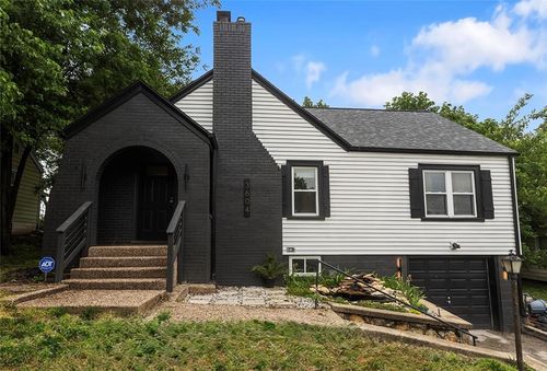 3604 Ne 34th Ter, Kansas City, MO, 64117-2610 | Card Image