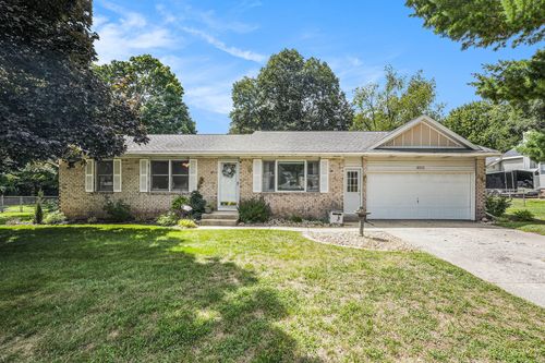 6513 Kuttshill Dr Ne, Rockford, MI, 49341-9215 | Card Image