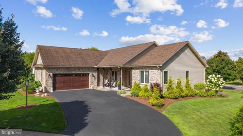 2334 Magnolia Circle, STATE COLLEGE, PA, 16801 | Card Image