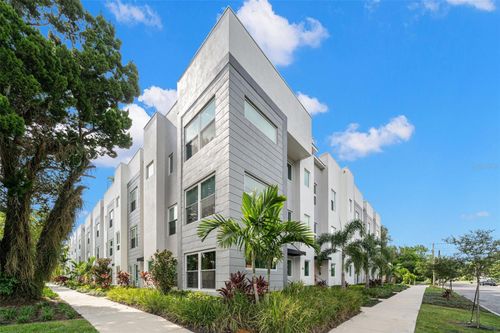 104 26th St N, St Petersburg, FL, 33713-8714 | Card Image