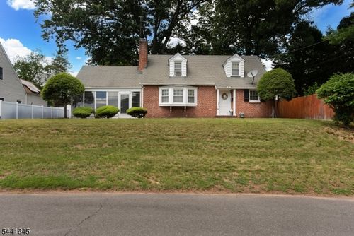 710 Wadsworth Ave, Plainfield, NJ, 07060-2736 | Card Image
