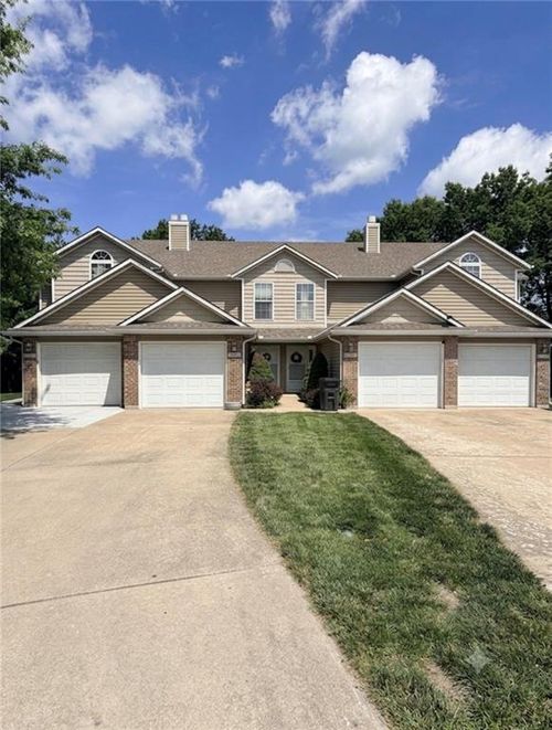 apt-c-712C London Way, Lee's Summit, MO, 64081-3329 | Card Image