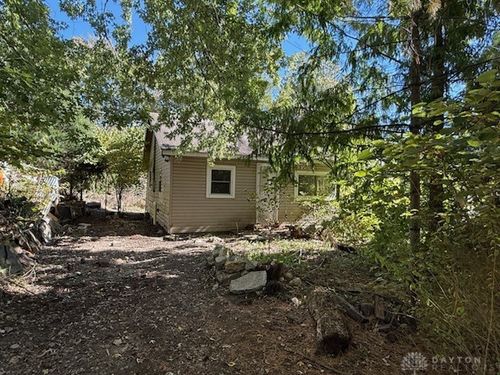 108 N Park Dr, Medway, OH, 45341-1363 | Card Image