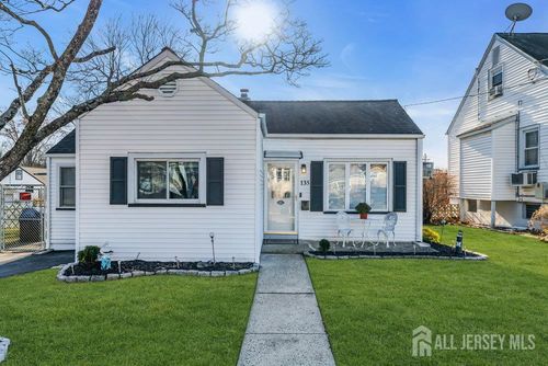 135 High St, Piscataway, NJ, 08854-2715 | Card Image