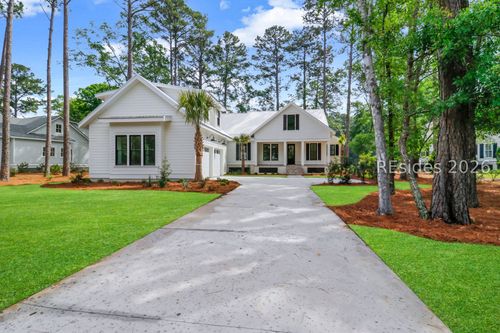 10 Oldfield Village Rd, Bluffton, SC, 29909-7011 | Card Image