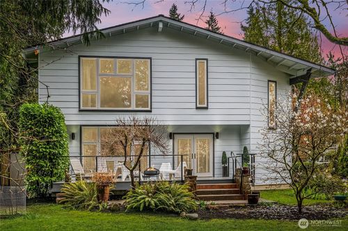 11223 109th Ave Ne, Kirkland, WA, 98033-4504 | Card Image