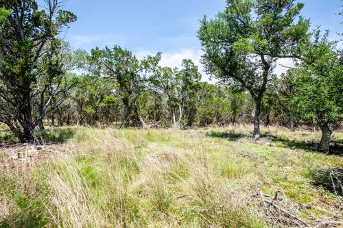 41 Persimmon Dr, Wimberley, TX, 78676-1971 | Card Image