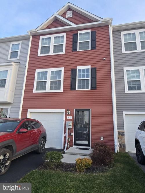96 Ayrshire Dr, HANOVER, PA, 17331-8047 | Card Image