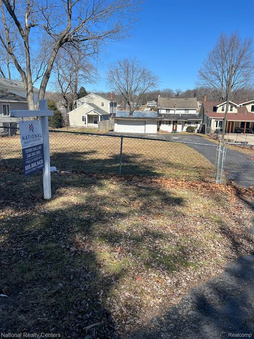 6978 Colony Dr, West Bloomfield, MI, 48323-1118 | Card Image