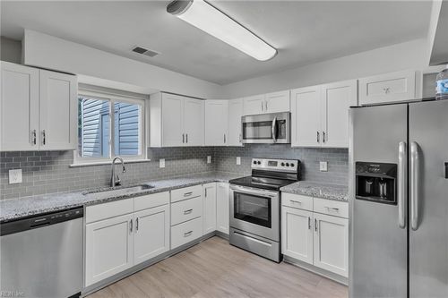 3238 Manor Glenn Ct, Virginia Beach, VA, 23453-3027 | Card Image