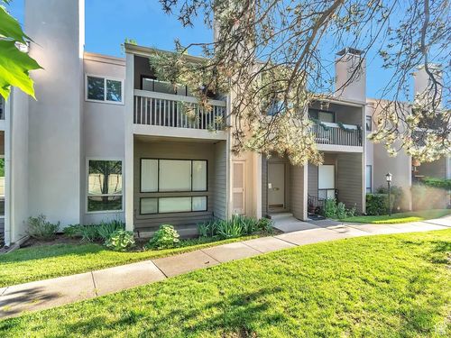 1586 E Ventnor Ave, Holladay, UT, 84121-1250 | Card Image