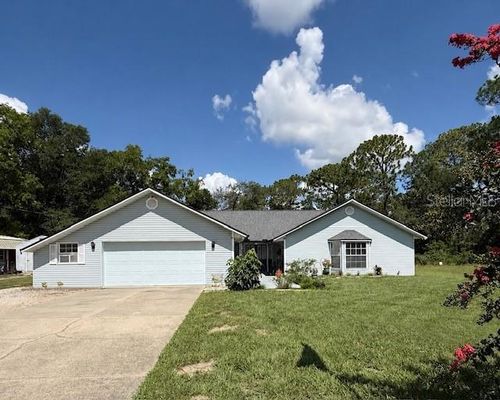 40145 W 7th Ave, UMATILLA, FL, 32784-8872 | Card Image