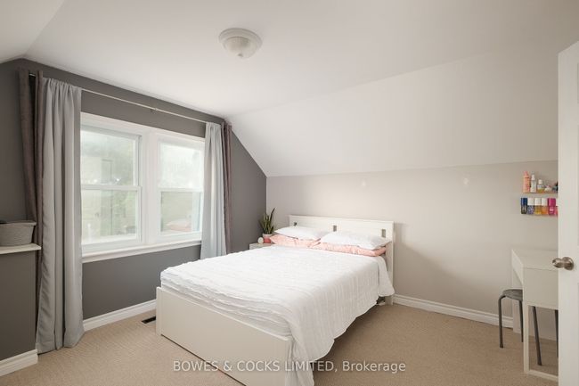 717 3 Rd Ave, House other with 3 bedrooms, 2 bathrooms and 2 parking in Peterborough ON | Image 20
