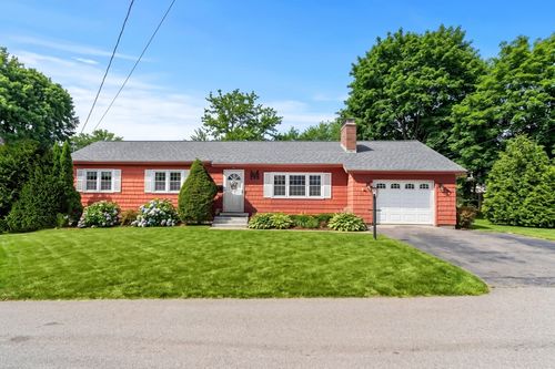 77 W Albert St, Lowell, MA, 01851-5011 | Card Image