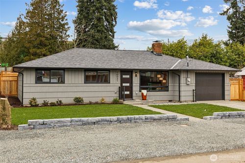 10021 19th Ave Sw, Seattle, WA, 98146-3719 | Card Image